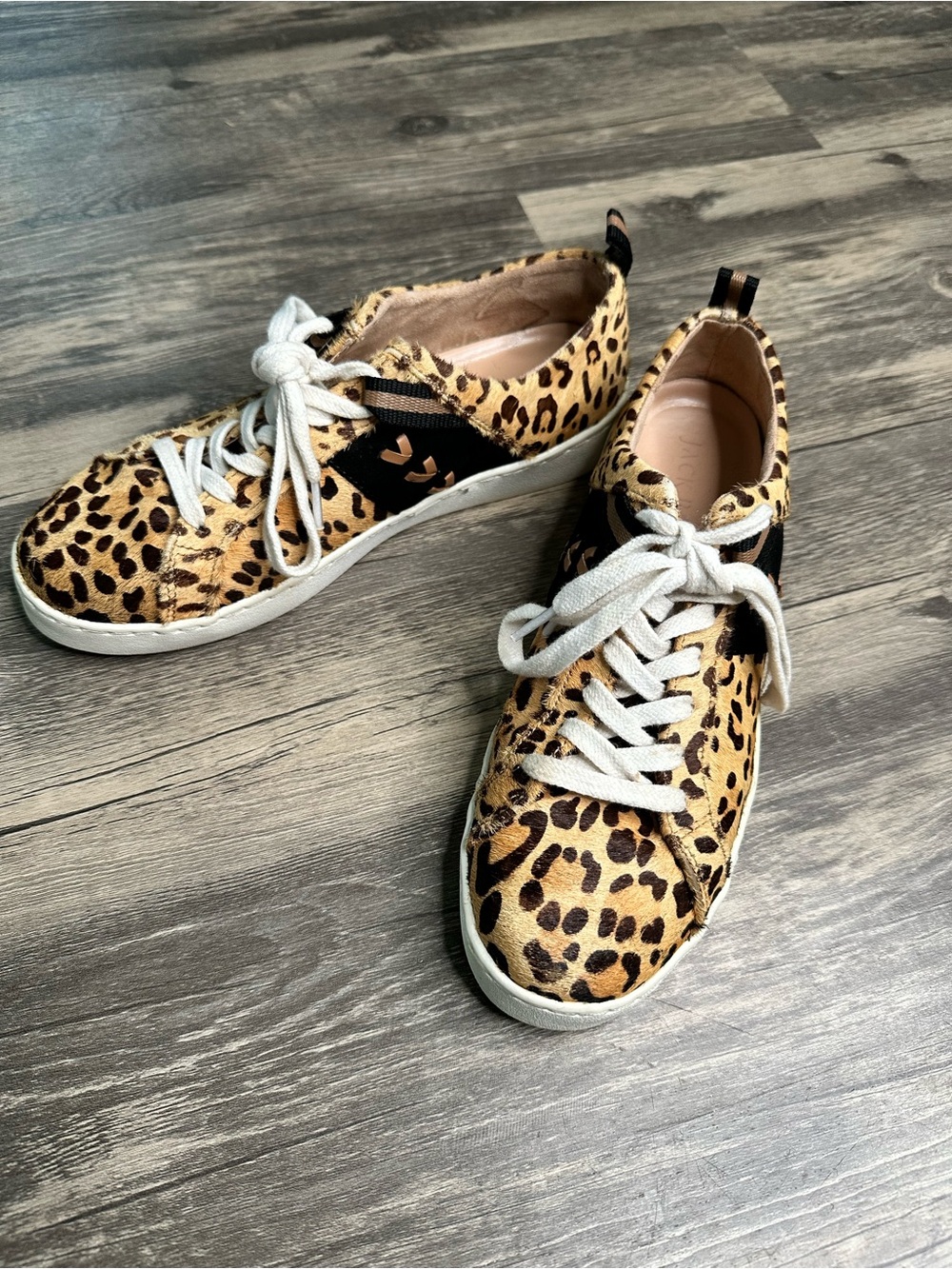 Jack Rogers Leopard Calf Hair Lace Up Sneakers Women’s Size 8M Casual